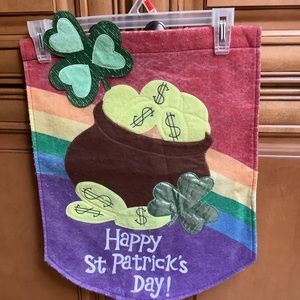 HAPPY ST. PATRICK’S DAY GARDEN FLAG